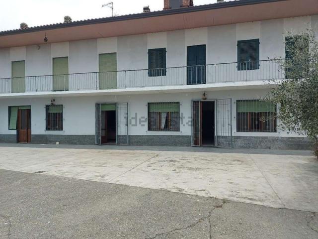 Villetta indipendente in vendita di 300 m² in Via Ronchi