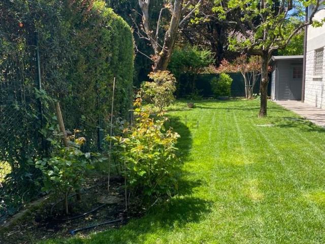 Villetta indipendente in vendita di 300 m² in Via reggiani