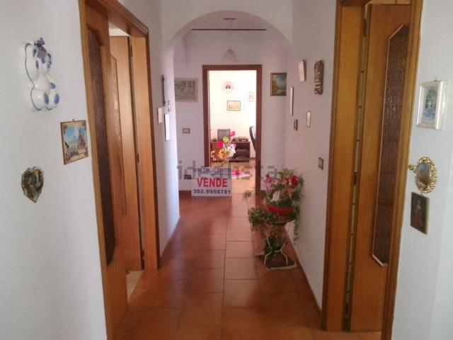 Villetta indipendente in vendita di 300 m² in Via Tommaso Campanella