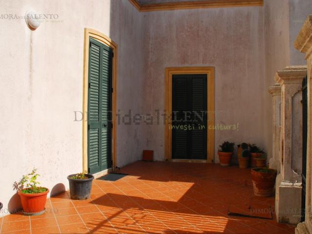 Villetta indipendente in vendita di 300 m² in Via TRIESTE, 22