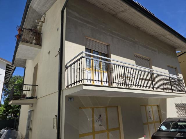 Villetta indipendente in vendita di 300 m² in Via Volosca