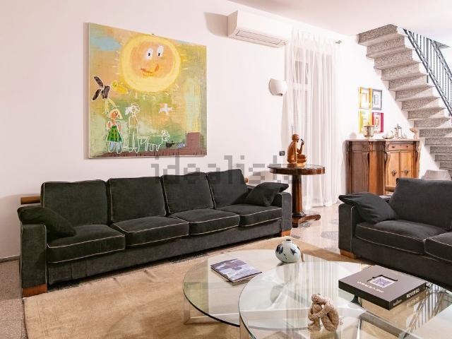 Villetta indipendente in vendita di 300 m² in Viale Giacomo Matteotti