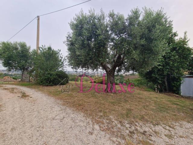 Villetta indipendente in vendita di 300 m² in Contrada San Carlo