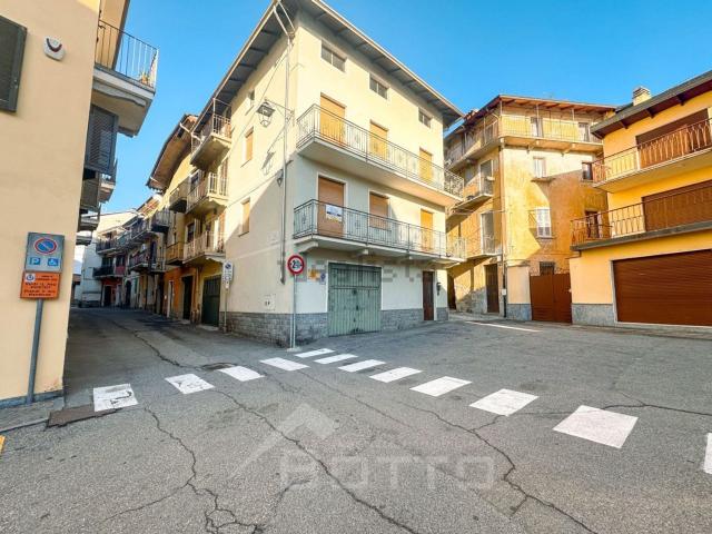Villetta indipendente in vendita di 300 m² in Corso Camillo Cavour, 8