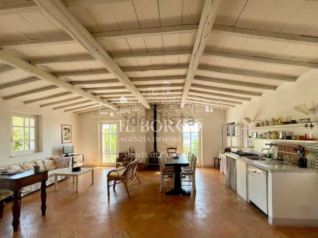 Villetta indipendente in vendita di 300 m² in Località Poggio Murella