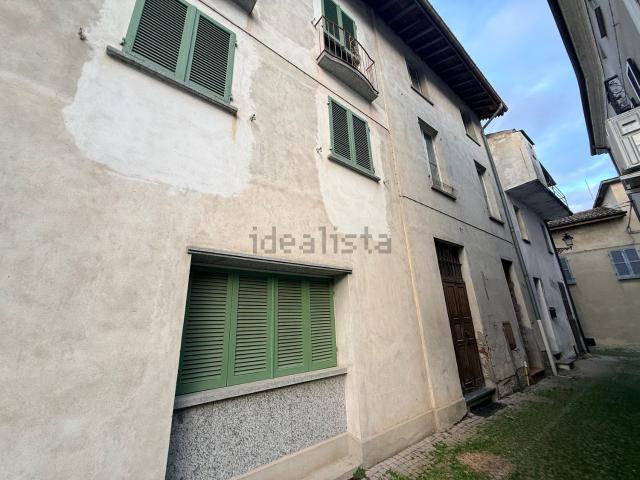 Villetta indipendente in vendita di 300 m² in Piazza Libertà, 20