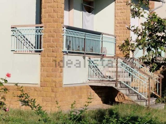 Villetta indipendente in vendita di 300 m² in Piazza Punto Nenni, 9