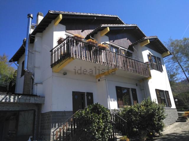Villetta indipendente in vendita di 300 m² in Salita Bricco