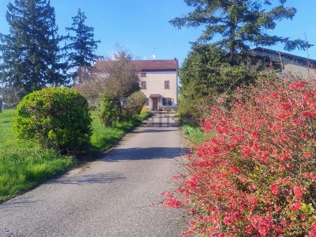 Villetta indipendente in vendita di 300 m² in Strada Sette Vie a Levata