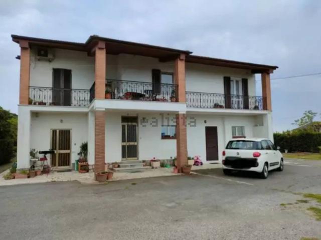 Villetta indipendente in vendita di 300 m² in Strada Selva Nera