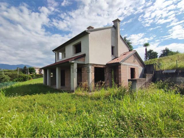 Villetta indipendente in vendita di 300 m² in Strada Provinciale 103 Monticanello