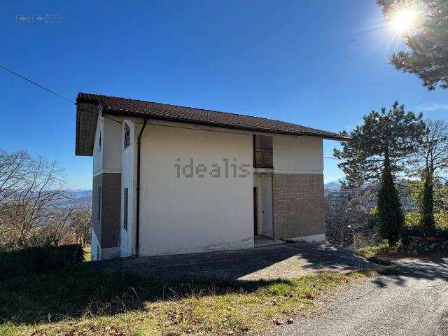 Villetta indipendente in vendita di 300 m² in Strada Provinciale 50