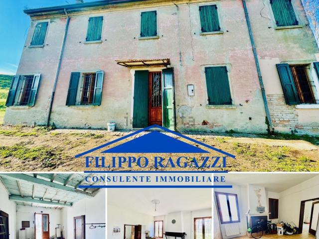 Villetta indipendente in vendita di 300 m² in Strada Provinciale per San Biagio, 47