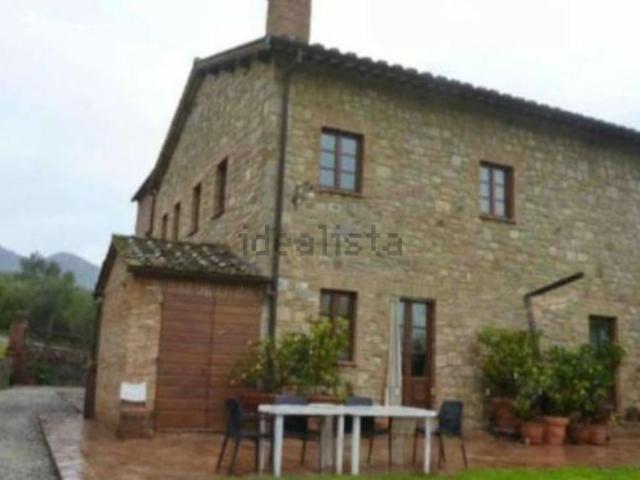 Villetta indipendente in vendita di 301 m² in Via Croce di Colleviti