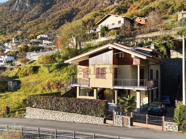 Villetta indipendente in vendita di 302 m² in Via Calchera, 9