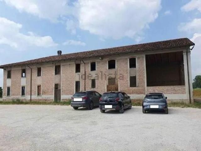 Villetta indipendente in vendita di 303 m² in Via Molinello, 2
