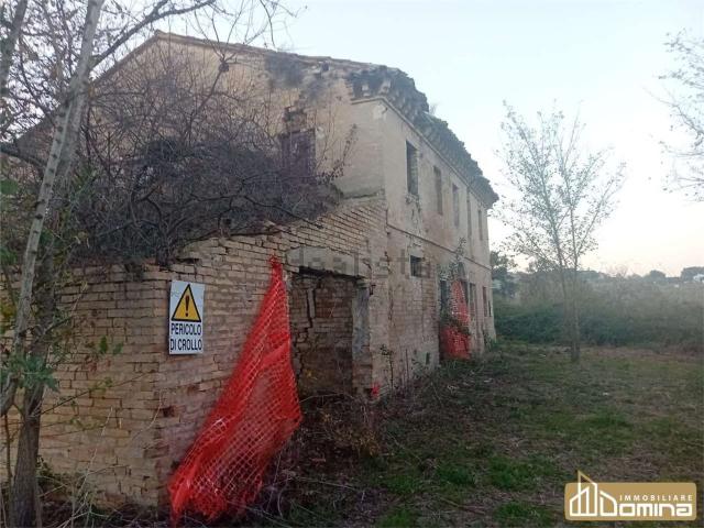 Villetta indipendente in vendita di 304 m²