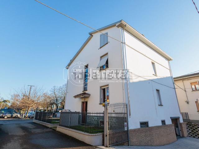 Villetta indipendente in vendita di 304 m² in Vicolo Soragna, 6