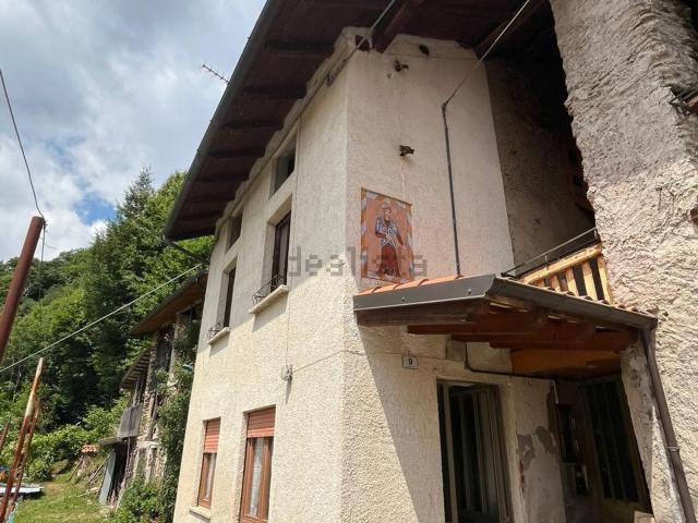 Villetta indipendente in vendita di 304 m² in Contrada Rive, 9
