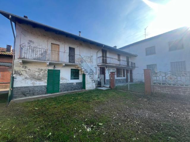 Villetta indipendente in vendita di 305 m² in Via Antonio Gramsci, 16