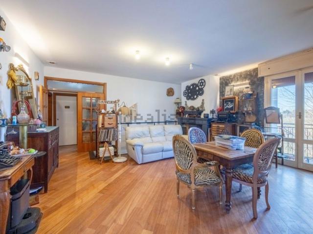 Villetta indipendente in vendita di 305 m² in Via Faiè, 9