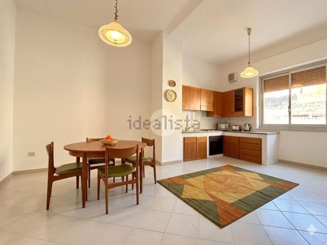 Villetta indipendente in vendita di 305 m² in Via Vivona, 7