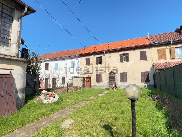 Villetta indipendente in vendita di 306 m² in Via Buffalora, 39