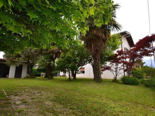 Villetta indipendente in vendita di 306 m² in Via Villanova, 40