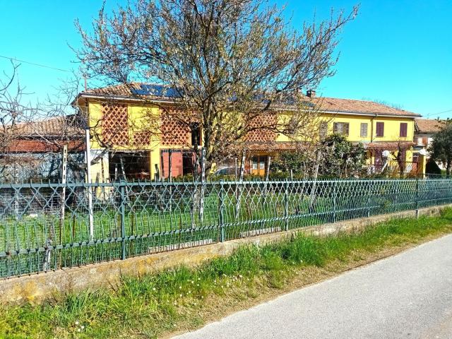 Villetta indipendente in vendita di 307 m² in Strada Carlina, 7
