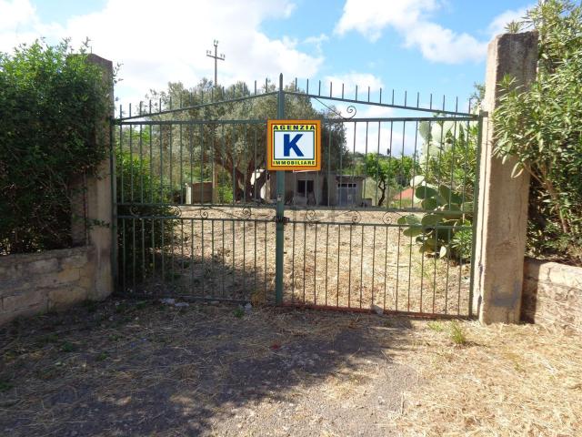 Villetta indipendente in vendita di 3080 m² in Contrada roccella