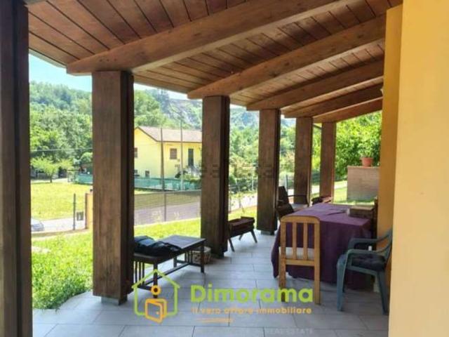 Villetta indipendente in vendita di 309 m² in Via Giuseppe Di Vittorio, 80