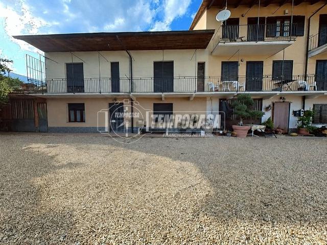 Villetta indipendente in vendita di 310 m² in Via C. Colombo, 58