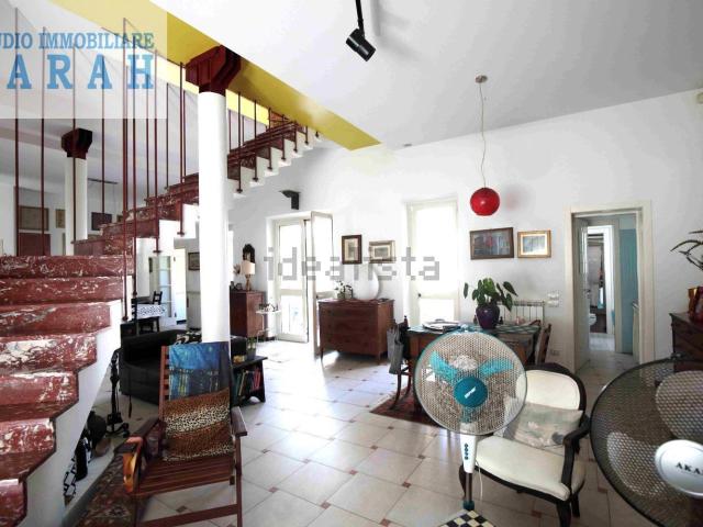 Villetta indipendente in vendita di 310 m² in Via Antonio Pacinotti, 30