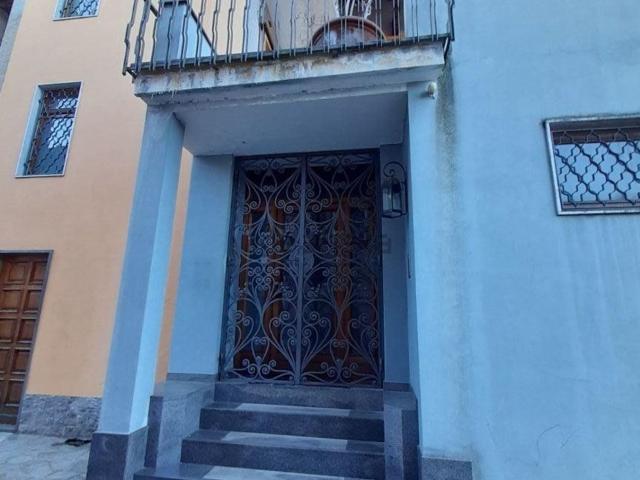 Villetta indipendente in vendita di 310 m² in Via delle Fontane, 147