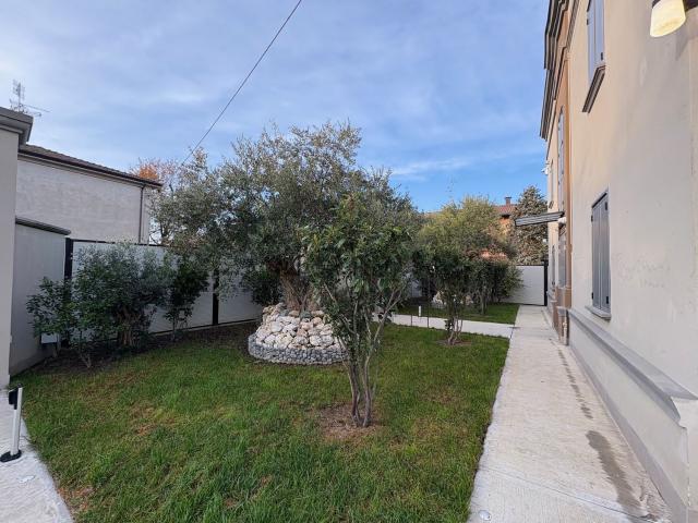 Villetta indipendente in vendita di 317 m²