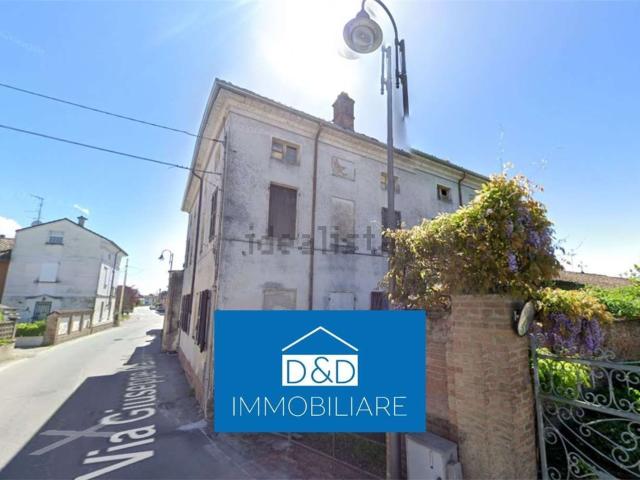 Villetta indipendente in vendita di 318 m² in Via Giuseppe Mazzini, 14