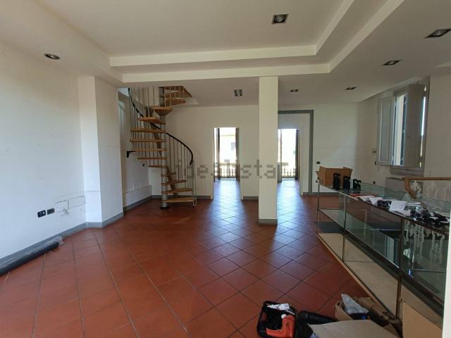 Villetta indipendente in vendita di 319 m² in Via Gherardo Silvani, 4