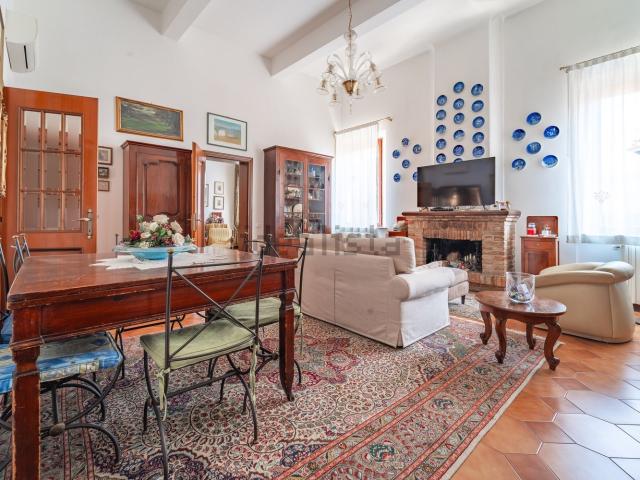 Villetta indipendente in vendita di 320 m²