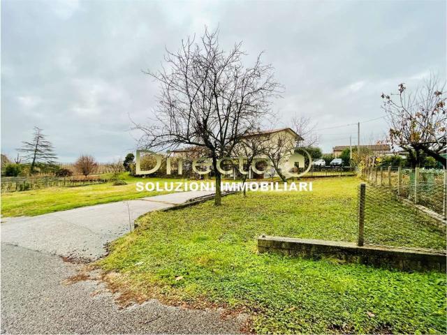 Villetta indipendente in vendita di 320 m² in Via del Rocol