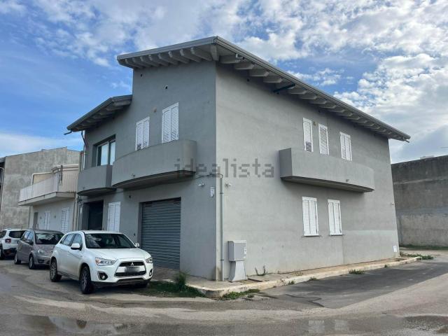 Villetta indipendente in vendita di 320 m² in Via delle Mammole, 32