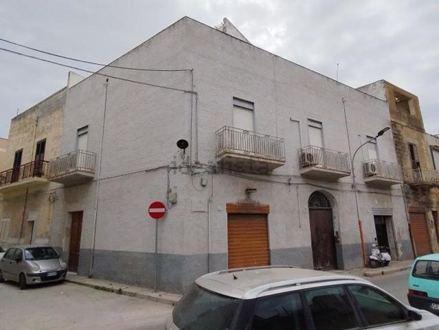 Villetta indipendente in vendita di 320 m² in Via Pacinotti, 19