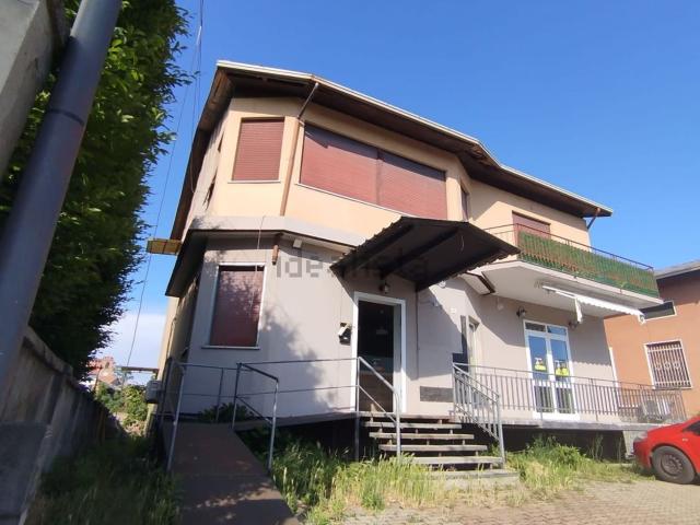 Villetta indipendente in vendita di 320 m² in Via Provinciale, 7