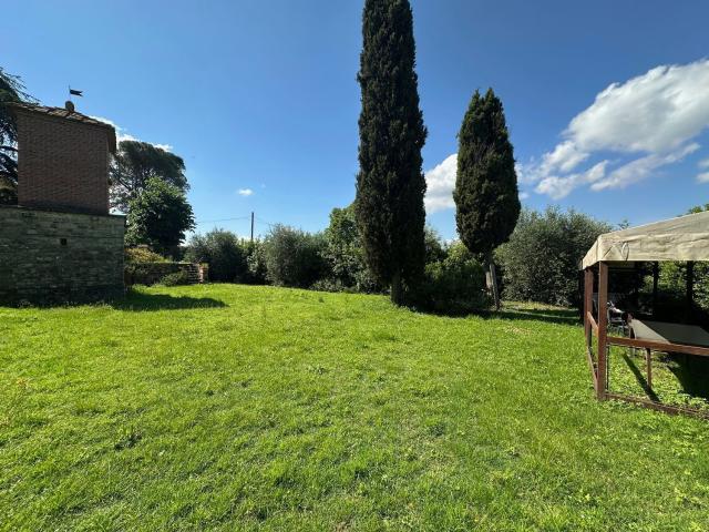 Villetta indipendente in vendita di 320 m² in Via Quintole per le Rose, 159