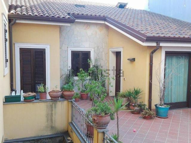 Villetta indipendente in vendita di 320 m² in Via Ulivi