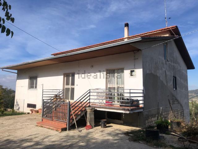 Villetta indipendente in vendita di 320 m² in Strada arcolento