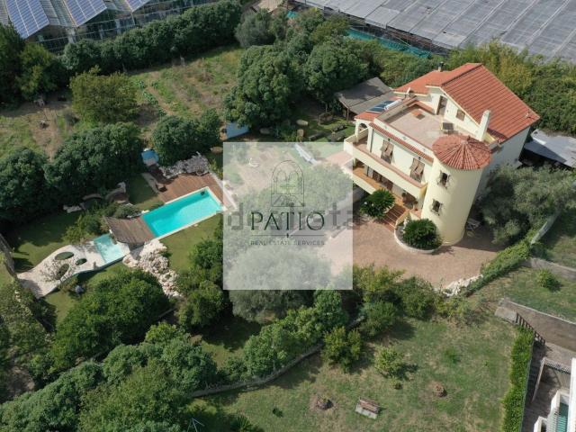 Villetta indipendente in vendita di 321 m² in Via Periane, 207