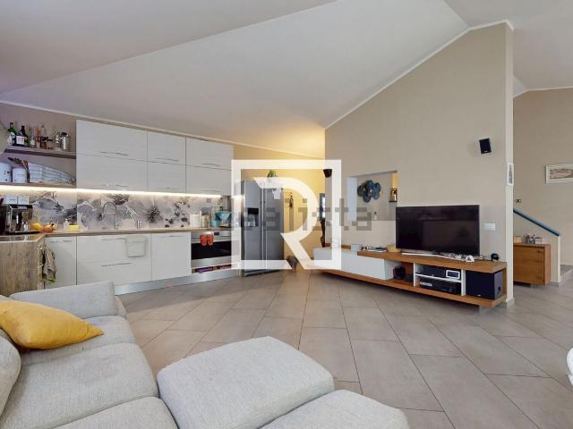 Villetta indipendente in vendita di 321 m² in Via Piangipane, 163