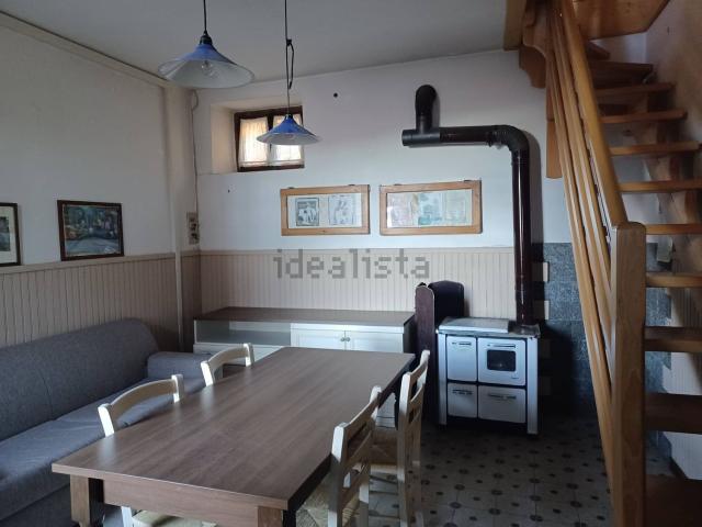 Villetta indipendente in vendita di 323 m² in Via alla Chiesa