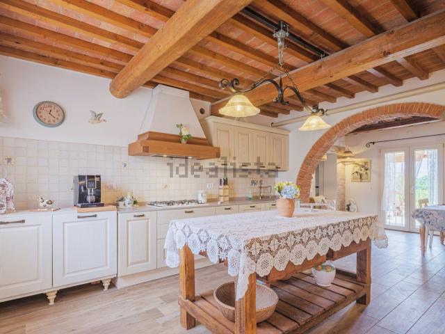 Villetta indipendente in vendita di 323 m² in Via Piave