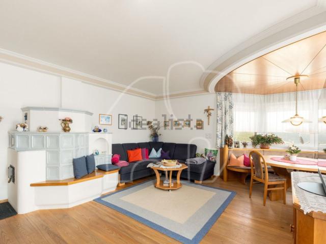 Villetta indipendente in vendita di 325 m² in Via Croce